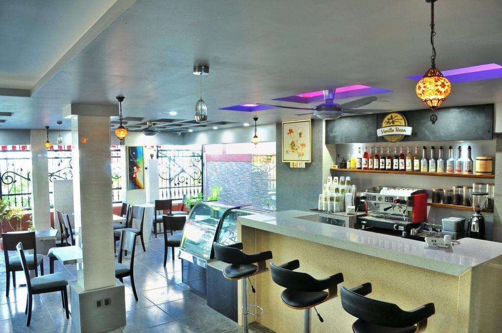 Airport Comfort Inn Premium Hulhumale Esterno foto