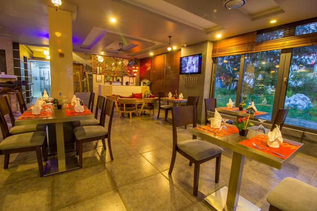 Airport Comfort Inn Premium Hulhumale Esterno foto
